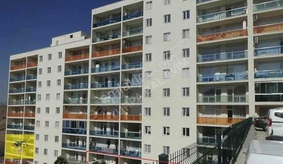 Evka 5 Efe Cıty Sitesinde 3+1 Kiralık Lux Daire