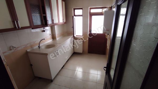 Osmangazi Mah*merkez De*okula*marketlere*yakın*3+1*kiralık*daire*