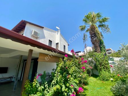 Ömür Beldesi'nde, Sahile 50 M, 3+1 Dubleks, Havuzlu Site İçerisinde,