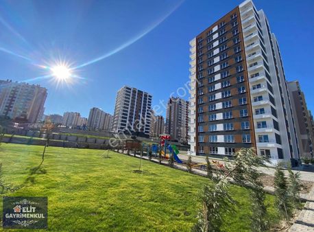 Yıl Sonu Teslim İldem E 4+1 Ara Kat