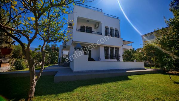 Didim Akbük'te Deniz'e 300 Mt.müstakil Full Eşyalı Villa