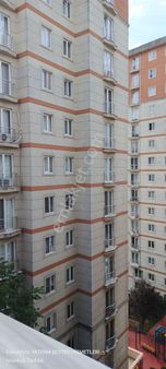 Ümraniye Armağanevler 2.kat 2+1 100metre Kiralık Daire Ev Ulaşım Anlamında Sorun Bulunmamaktadır