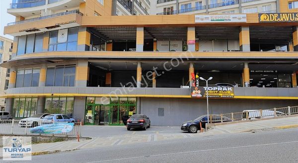 Esenyurt Mehter Çeşme,bağdat Cad Üzerinde Kiralık Depolu Dükkan