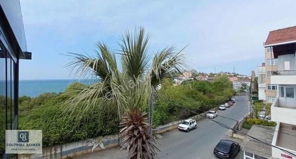 Sarıyerde Deniz Manzaralı 6+3 Kiralık Villa
