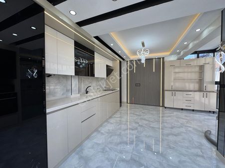 Karakaya'da Mega Lüks Yapılı Sıfır Daire!