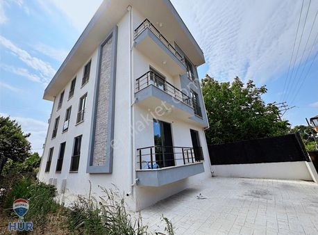 Kiralık 3+1 Daire Ara Kat Dağdibi Mah.