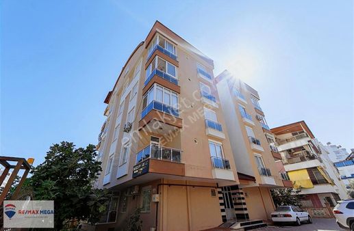 Muratpaşa Meydankavağında Full Eşyalı 2+1 Yüksek Giriş