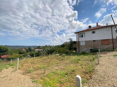 Kocaali Kozluk Mah. Köy İçinde 250m2 Proje Ve Ruhsatlı Hemen İnşaat Yapılabilir Durumda Satılık Arsa