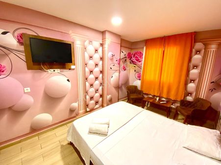 Gaziosmanpaşa Barbaros Hayrettinde 7/24 Açık Ulaşımı Kolay Günlük Kiralık Lüks Suit Daireler