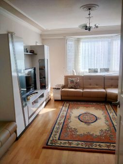 Torbalı.torbalı Mah D.gazli Ara Kat Satılıktır