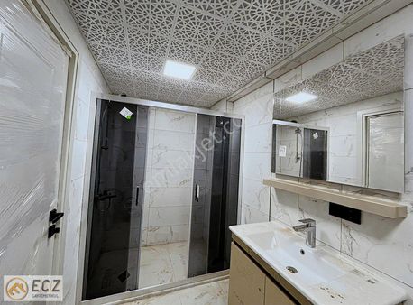 Ecz Gayrimenkul Den Satılık 2+1 Daire İstasyon Mh Alaşehir