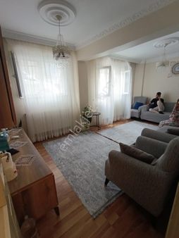 Esenler Tuna Mahallesinde Satılık Bahçe Katı Fırsat Daire..!!