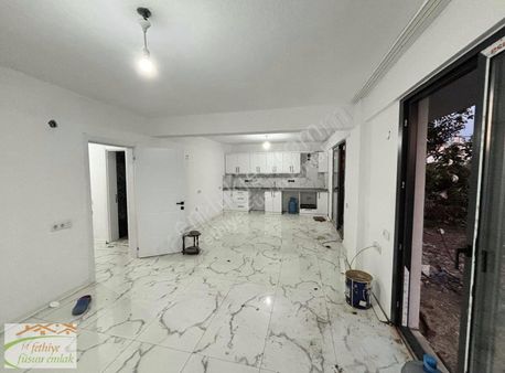 Füsun Emlak'tan Giriş Katı 3+1 Ebeveyn Banyolu Yeni Daire