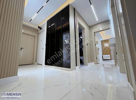 Mensa'dan Satılık E.banyolu Şık Tasarımlı Daireler