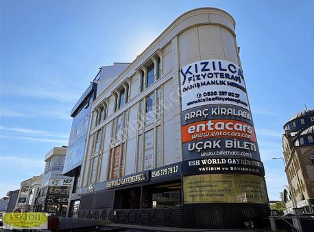 Asuman Hırlak- Çekmeköy Çavuşbaşı Cad.köşe Kiralık Ofis Katı