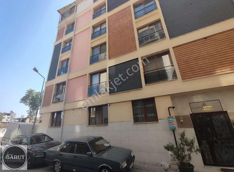 İncirliova İstiklalde Köşe Konumlu 3+1 Daire