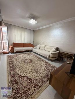 Acar Emlaktan Cadde Üzeri Satılık Köşe Daire