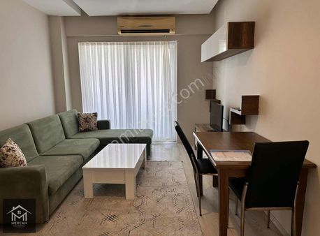 Mercan'dan Üniversite Yakını 60m2 1+1 Eşyalı,geniş Balkonlu Suit