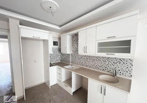 Eys'den Zafertepe Mh. Cadde Ykn. 2+1 90m2 Arakat Sıfır Daire