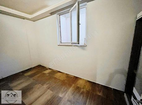 Kaçırılmayacak Fırsat! Havuzlu Site İçi Ferah 2+1 Ters Dubleks