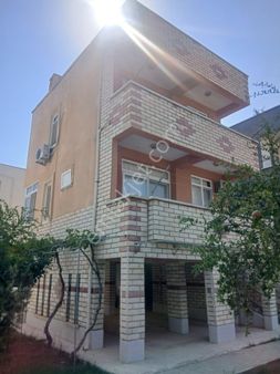 Acil Satılık Süper Konumda 2.katlı Garajlı Triblexs Vazlık Villa