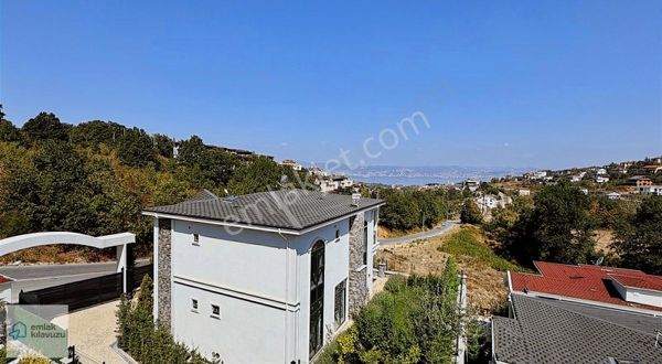 Başiskele Site İçi Satılık Müstakil Villa