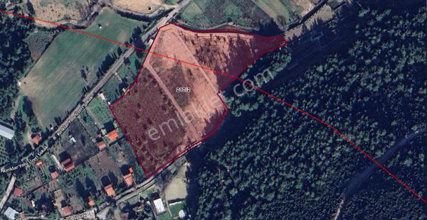 Buca Karaağaç 'ta Satılık Tarla