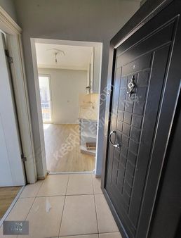 Kültürde Kafelere 2 Sokak Eşyasız Amerikan Mutfaklı 2+1