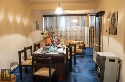 Şişli Merkezde Kocamansur Sokak Bahçeli Yarı Bodrum Kat Daire