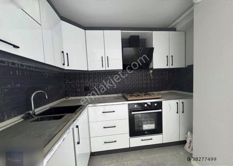 Yedi Eylül'de Site İçi Havuz Cephe Lüks Uygun Fiyata Satılık