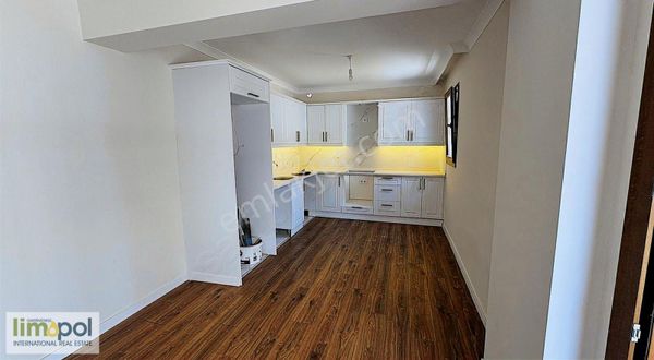 Limopol'den Çamköy'de Satılık Dubleks Daire