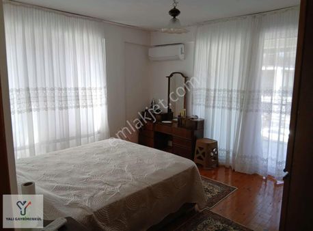 Yalı Gayrimenkul | Çakırlar'da Denize Çok Yakın Satılık Villa