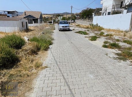 Manisa Yunusemre Üçpınar Köyü Satılık 738 Metre Kare Arsa