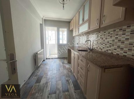 Uncubozköy'de Önü Açık 3+1 Kiralık Daire