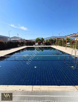 Vega'dan Villalar Bölgesinde Site İçi 1+1 Arakat Boş Daire