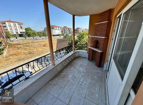 Denipol Karşısı**ataş Halı Saha Arkası**müstakil Tarzı**3+1