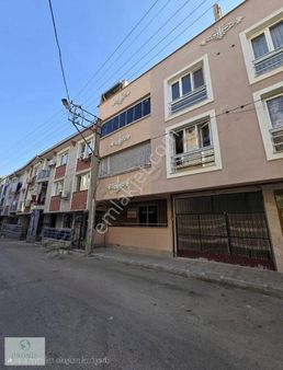 İnönü Mah. 2+1 Yola Markete Sanayiye Yakın Giriş Kat Balkonlu