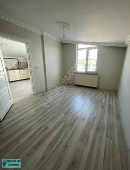 Kapaklı Bahçelievlerde Ayrı Girişli 3+2 Dubleks