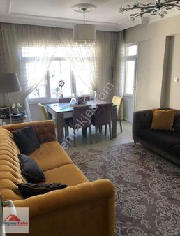 Ataşehir İçerenköyde Şerefiyeli Adalar Manzara Satılık 3+1 Daire