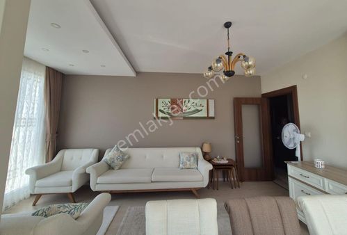 Beylikdüzü Dereağzı Köşebaşı Değirmen Evleri 3 De 3+2 Dublex