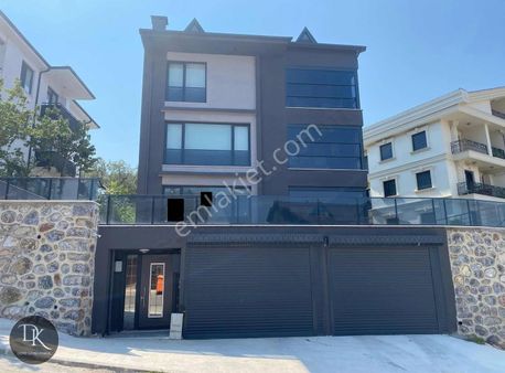 Deniz Gayrimenkul'den Müstakil Bahçeli Daire