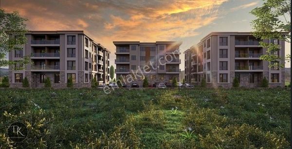 Deniz'den Altınova Cumhuriyette Sıfır 2+1 Arakat Daireler