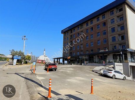 İzmit Kabaoğlunda, Üniversite Karşısında Eşyalı Stüdyo Daire