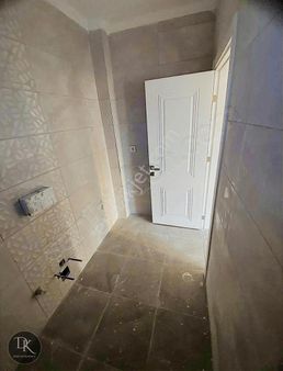 Deniz Gayrimenkul'den Yalova Soğuksu'da 5+2 Tripleks Villa