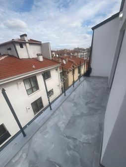 Bahçelievlerde 3+1 Dubleks Zemin Isıtma Ebeveyn Banyo(189)