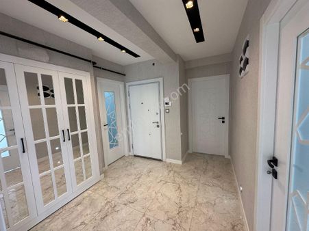 Sancak Mahallesinde Gardın Otel Yanı Satılık 3+1 Arakat