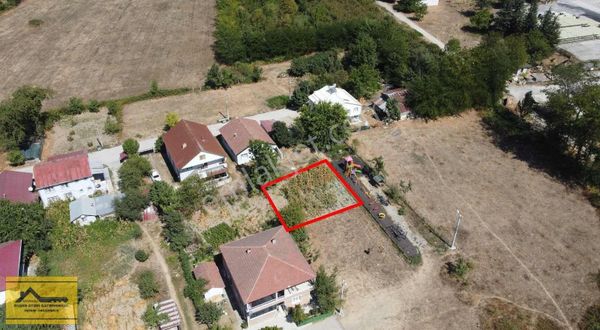 Ruşen Aydın Gayrımenkul'den Kaynaşlı/ Karaçalı'da Satılık Arsa