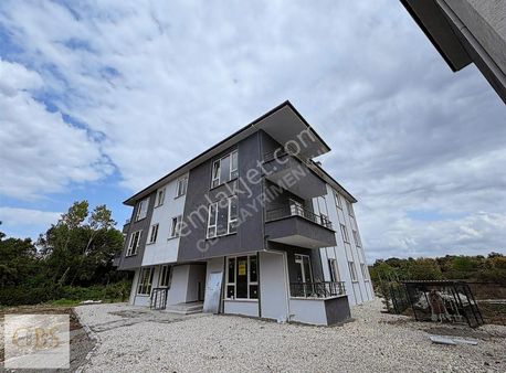 Beycıler Mahallesinde Ebeveyn Banyolu 2+1 Satılık Daire