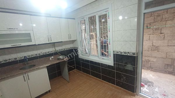 Cumhuriyet Mahlesinde Bakımlı Temiz 2+1 Yüksek Giriş