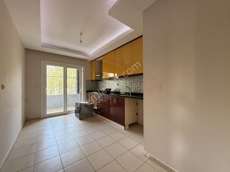 Toros Mah. Mavi Bulvar Cvr 3+1 175 M2 Hasarsız Kiralık Daire